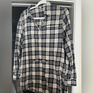 J.Crew | neutral flannel half button top | size M